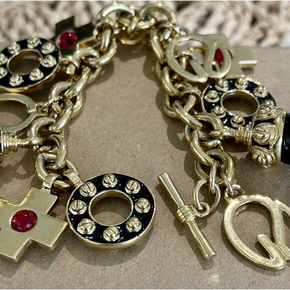 RARE St. John Signature Emblem Charm Bracelet Toggle Runway Gold +BONUS Earrings - Picture 1 of 9